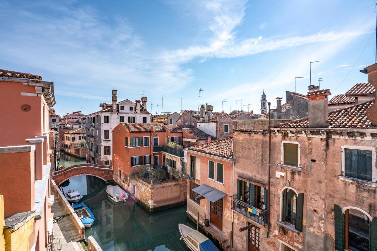 Dimora Sant'Andrea Canal View เวนิส ภายนอก รูปภาพ